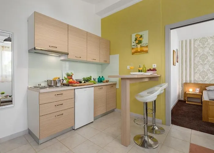 Mir - By Guide * 로비니