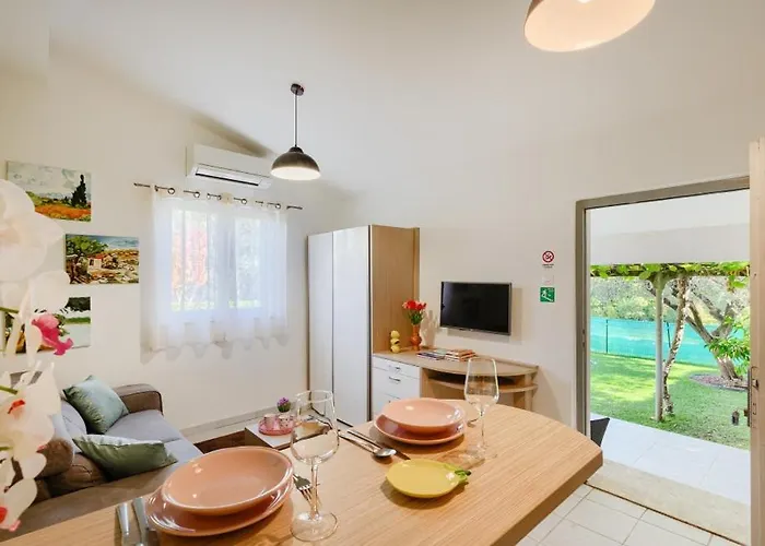 Mir - By Guide 빌라 *