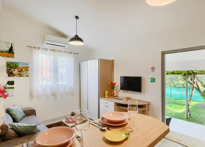 빌라 Mir - By Guide