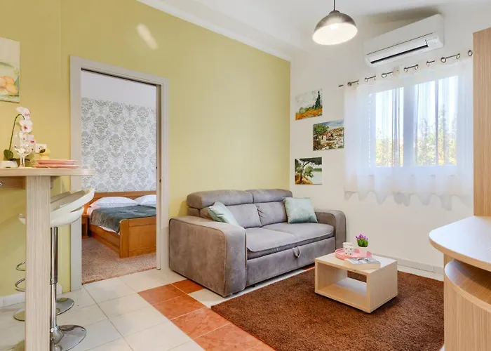 빌라 Mir - By Guide *