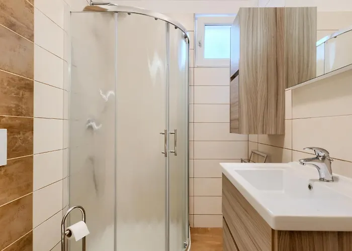 빌라 Mir - By Guide