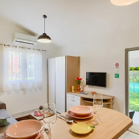 Villa Mir - By Guide